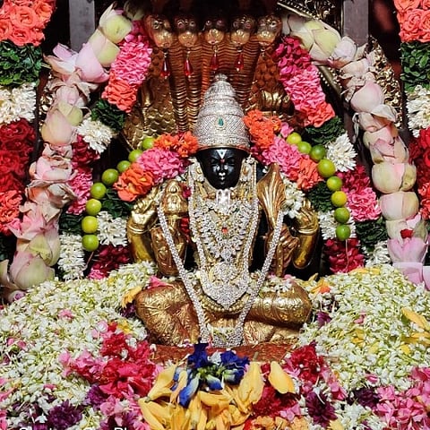 பௌர்ணமியில் அம்பிகை பூஜை!