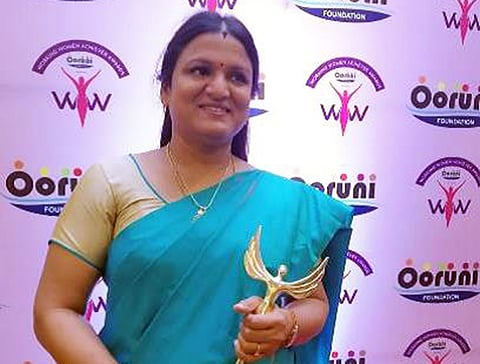 முத்துக்கள் மூன்று