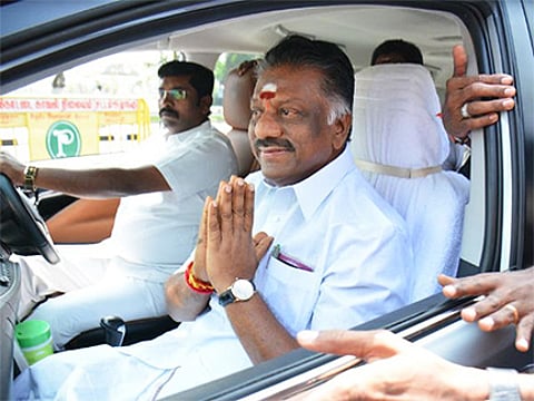 ஜெயலலிதா மரணம் தொடர்பாக விசாரணை கமிஷன்; ஓபிஎஸ் ஆஜர்!