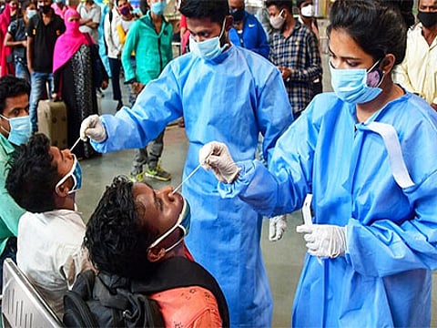 டெல்லியில் அதிகரிக்கும் கொரோனா: தொடங்கியதா 4-வது அலை?