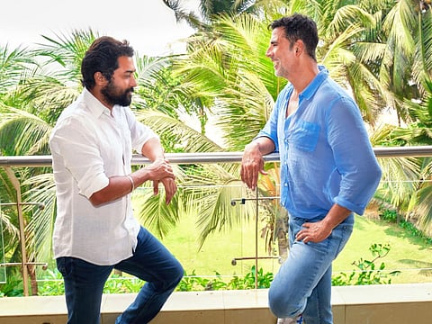 சூரரைப் போற்று இந்தி ரீமேக்: பாலிவுட்டில் எண்டர் ஆகிறார் நடிகர் சூர்யா!