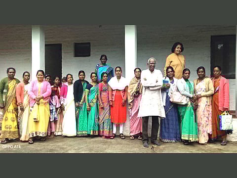 கந்து வட்டியிலிருந்து மீட்போம் பெண்களின் சுயம் காப்போம்!