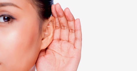 காதும் காதும் வைத்த மாதிரி