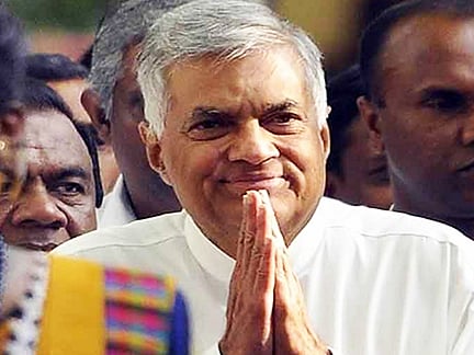 இலங்கையின் புதிய பிரதமர்: பதவியேற்றார் ரணில் விக்கிரமசிங்கே!