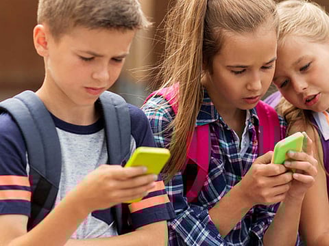 இன்னும் மேஜர் ஆகலையா? நோ ரீசார்ஜ்: செங்கல்பட்டில் அதிரடி!