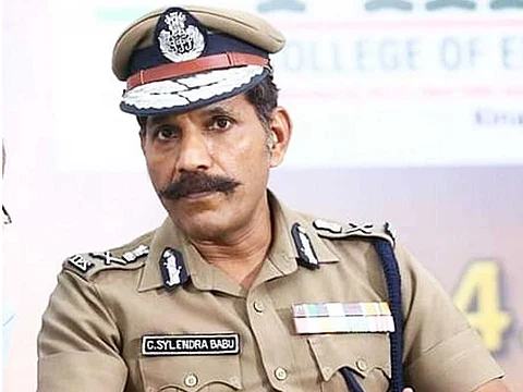 மக்களே உஷார்.. போனில் இந்த App வேண்டாம்: காவல்துறை எச்சரிக்கை!