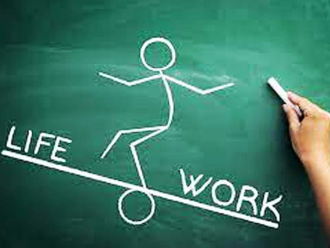 வீட்டுப் பணி – அலுவலகப் பணி  பேலன்ஸ் செய்வது எப்படி?