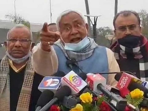 மின்னல் தாக்கி 17 பேர் பலி!