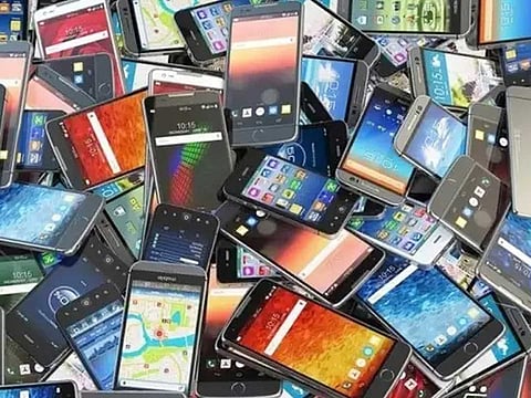 செல்போன் போதை!