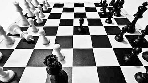 இந்த ஆட்டத்தின் ஊடாக காதல் மலர்ந்திருக்கிறது. கவிதைகள் மலர்ந்திருக்கின்றன.