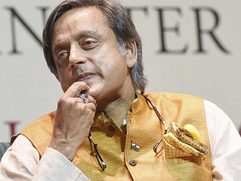 காங்கிரஸ் தலைவர் பதவி: சசி தரூர் போட்டி?