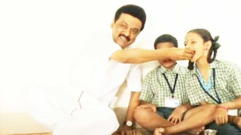 பள்ளிகளில் காலைச் சிற்றுண்டி; மதுரையில் இன்று தொடக்கம்!