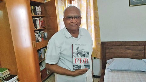 வாசிக்கலைன்னா உயிரோடவே இருக்க மாட்டேன்