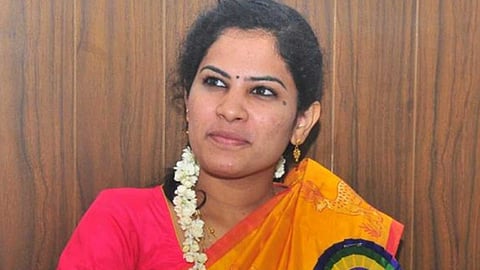 மேயர் பிரியா