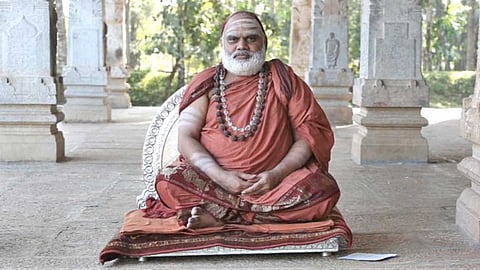 தன்னைத்தானே அறிய…