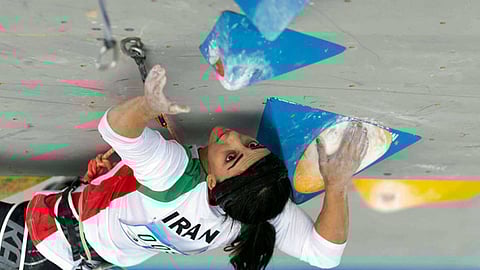 கிளைம்பிங் வீராங்கனை