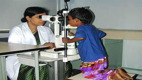 உலகின் சிறந்த கண் மருத்துவர்கள் பட்டியலில்...