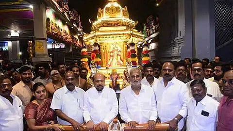 தங்கத் தேர் பவனி