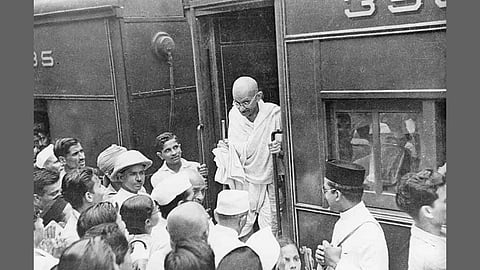 காந்தி கிராமத்துக்கு ஏன் அந்தப் பெயர் தெரியுமா?