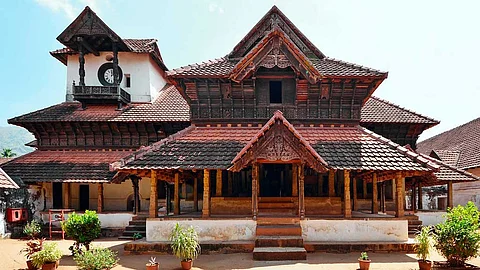 பளபளக்கும் பத்மநாபபுரம் அரண்மனை!