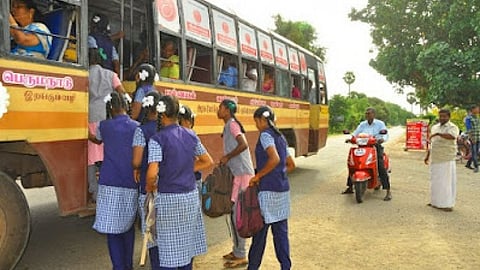 இலவச பேருந்து