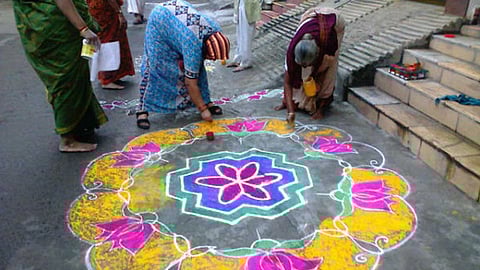 கவிதை: மாதங்களில் நான் மார்கழி