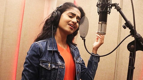 விதுசாயினி