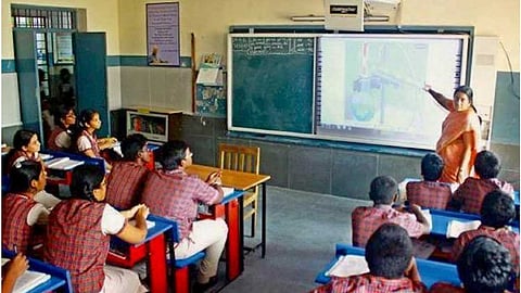நாளை பள்ளிகள் செயல்படும்!