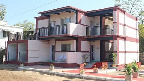 3D தொழில்நுட்பத்தில் மூன்றே மாதத்தில் கட்டப்பட்ட 2 மாடி கட்டடம்!