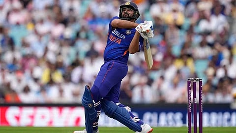 சாேகத்திலும் பிரம்மாண்ட சாதனை படைத்த ரோஹித் சர்மா!