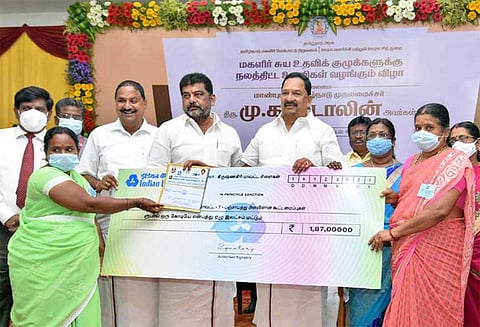 ஓட்டு கேட்க வரும்போது மட்டும்தான் கும்பிடுவோம் - அமைச்சர் ஆர்.காந்தி