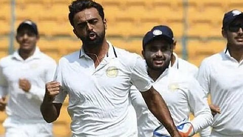 ஜெய்தேவ் உனாட்கட் மகத்தான சாதனை!