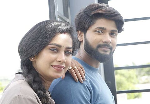 காத்திருந்த காதலைக் கூறும் ‘பரிவர்த்தனை’