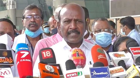 நேர்காணலில் 40 சதவீதம் மதிப்பெண் முன்னுரிமை அடிப்படையில் வழங்கப்படுகிறது