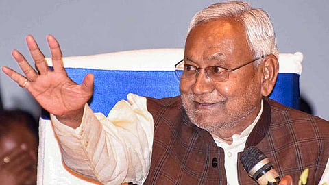 ”இது என்ன இங்கிலாந்தா?” - ஆங்கிலம் பேசிய விவசாயி இடம் நிதிஷ் எரிச்சல்!