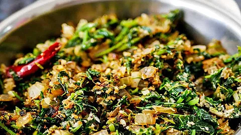 முளைக்கீரை பொரியல் செய்வது எப்படி?