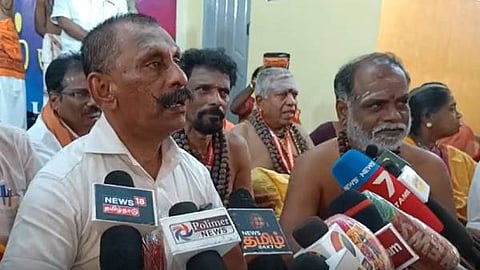 ‘மூன்று கோயில்களையே காணோம்’ பொன்.மாணிக்கவேல் பரபரப்பு!