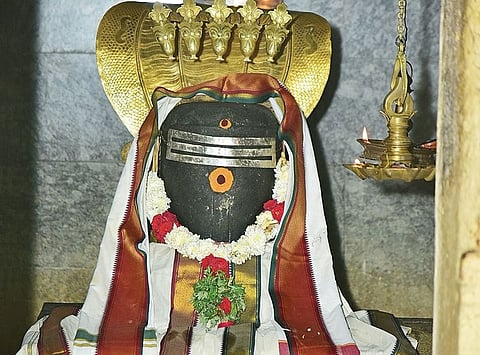 பிரிந்த தம்பதிகளை இணைக்கும் காருகுறிச்சி குலசேகரநாதர்!