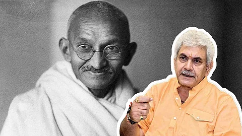 மகாத்மா காந்தி சட்ட பட்டம் பெற்றவரல்ல, அவருடையது வெறும் மெட்ரிகுலேஷன் படிப்பு தான்! என்று பேசி சர்ச்சையில் சிக்கிய ஆளுநர்!