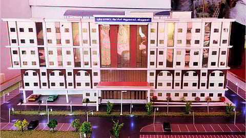 ஆட்சியர் அலுவலகத்துக்கு வந்த ஏலம் நோட்டீஸ்.