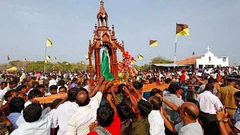 கச்சத்தீவு திருவிழா: ராமேஸ்வரத்தில் இருந்து பக்தர்கள் பயணம்!