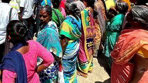 ஆலோசனையில் மகளிர் ஆயிரம் ரூபாய் உரிமைத் தொகை எப்போது? யாருக்கு? எங்கே கிடைக்கும்?