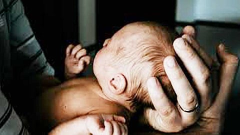 பிறந்த குழந்தை பாதுகாப்பு டிப்ஸ்… உங்கள் கவனத்திற்கு.