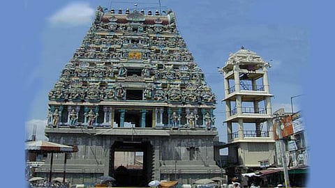 கோட்டை மாரியம்மன் கோவில் கும்பாபிஷேகப் பணிகள் துரிதம்.