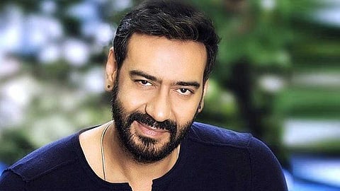 அமிதாபுக்காக ஆட்டோ ஓட்டிய அஜய் தேவ்கன்!