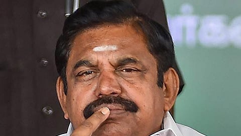 மீண்டும் ஒரு புது சிக்கலில் எடப்பாடி பழனிச்சாமி: நீதிமன்றம் அதிரடி உத்தரவு!