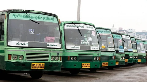 படிப்படியாக குறைக்கப்படும் பேருந்துகளின் எண்ணிக்கை - தமிழக அரசு போக்குவரத்துக் கழகங்கள் நஷ்டத்தில் இயங்குகிறதா?