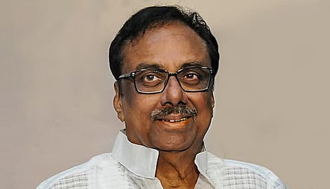 கொரோனாவிலிருந்து மீண்ட ஈ.வி.கே.எஸ்.இளங்கோவன் மருத்துவமனையிலிருந்து டிஸ்சார்ஜ்!