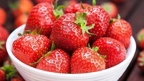 ஸ்ட்ராபெர்ரி பழத்தில் இத்தனை நன்மைகளா?