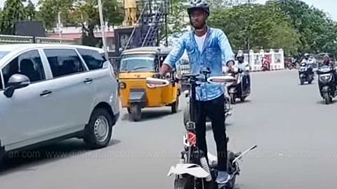 சேலம் மாணவரின் புதிய கண்டுபிடிப்பு... பாராட்டிய மக்கள்.